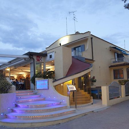 Hotel Gabbiano San Domino Exteriér fotografie